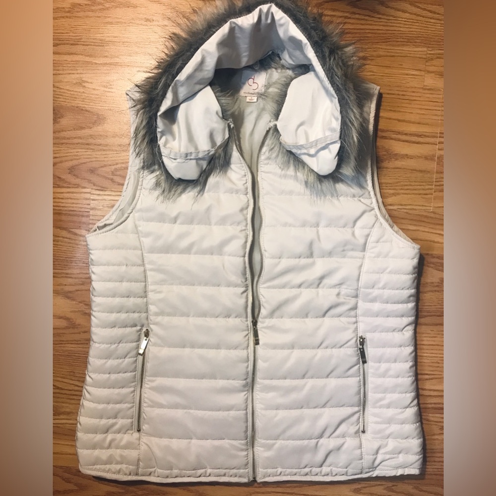 Dress Barn Retro Y2K White Puffer Vest Removable Faux Fur Collar Gold Accents L